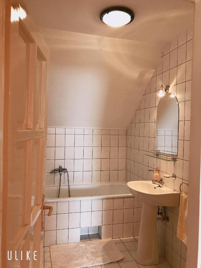 Zsuzsi Vendeghaz Hotel Zalaegerszeg Bagian luar foto